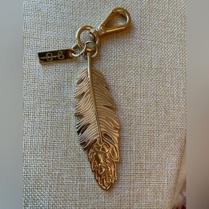 Jessica Simpson Leaf Purse‎ Charm Key Chain